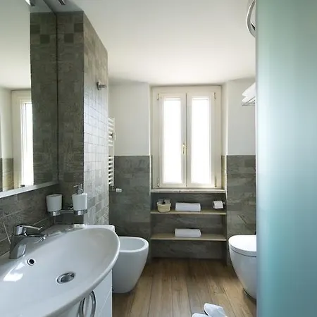 فندق مبيت وإفطار Tiburtina Economy 3*