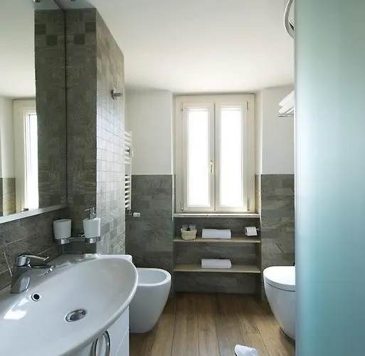 Couette-café Tiburtina Economy 3*