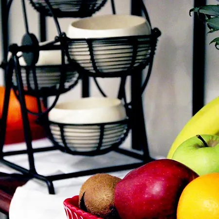 Bed & Breakfast Tiburtina Economy 3*